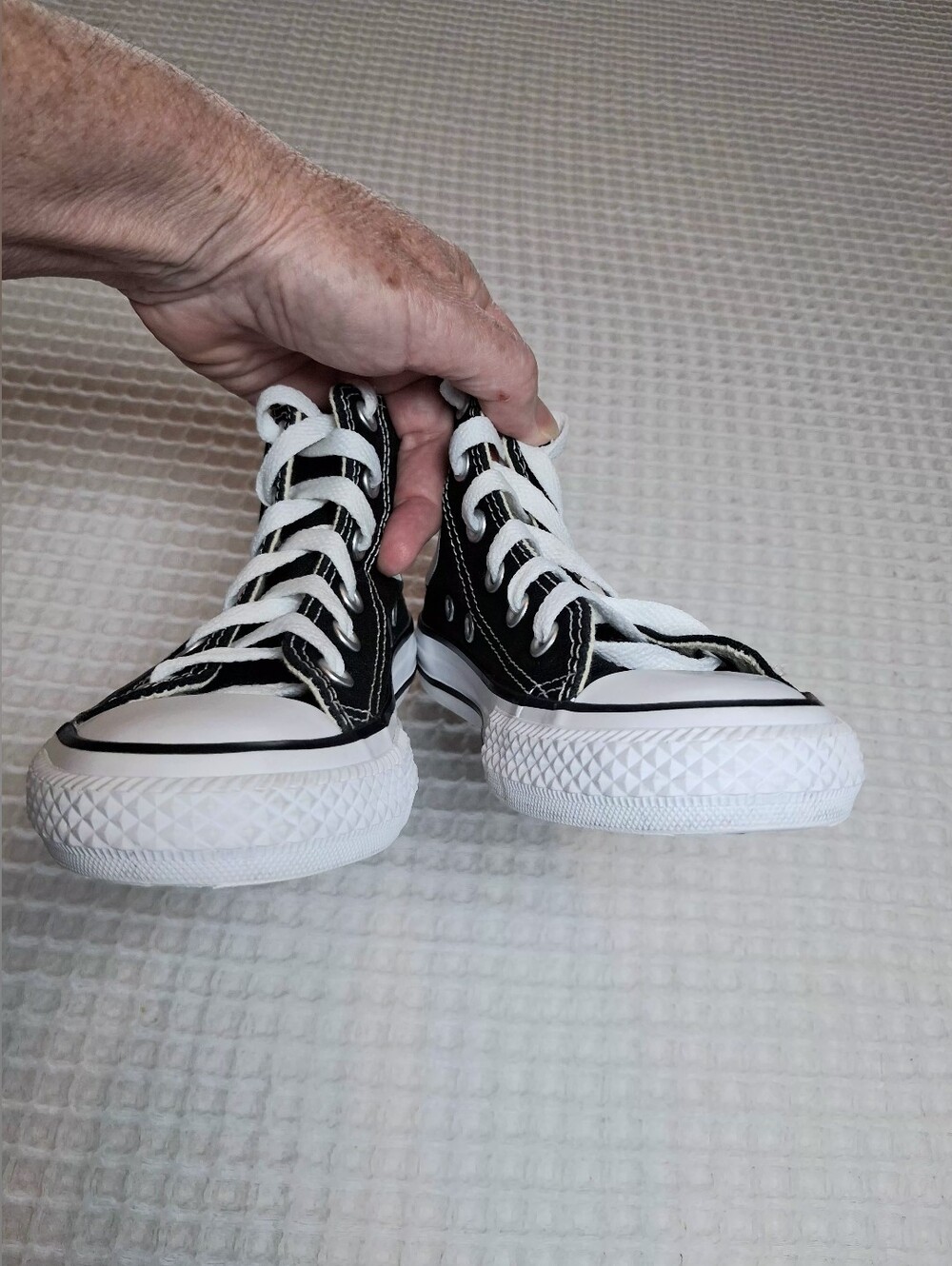 Converse Black Canvas High-Top Sneakers with White Accents Unisex Kids Size 11 - Picture 6 of 13